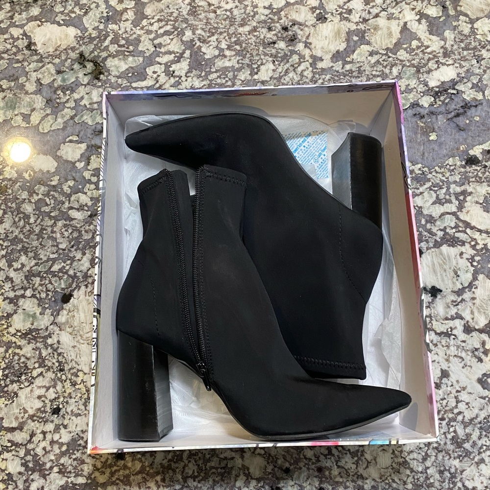 Jeffrey Campbell Raven Black Bootie Size 8.5